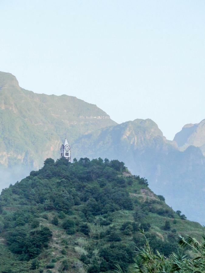Casa Oliveira Esmeraldo - Guest Houses São Vicente 외부 사진